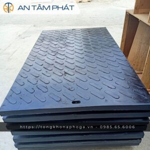 Nắp đậy kín bằng Composite