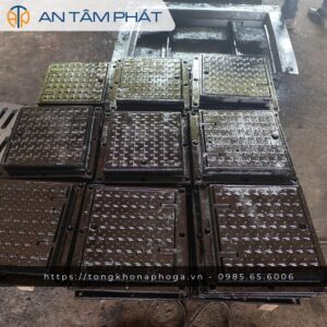 Nắp hố ga gang 850×850 (Khung dương – Chống Mùi)